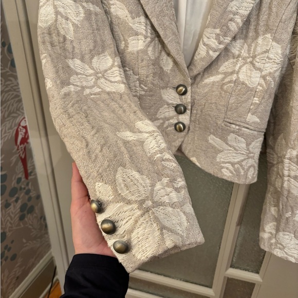 Tuzzi Cream & Tan Blazer with Floral pattern - Picture 2 of 3